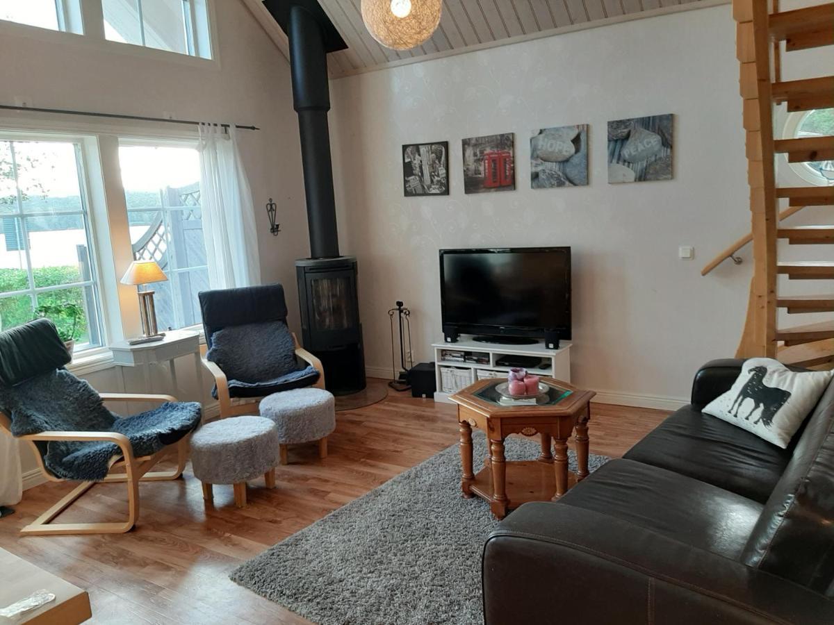 Sjoenaera Ullared Villa Luaran gambar